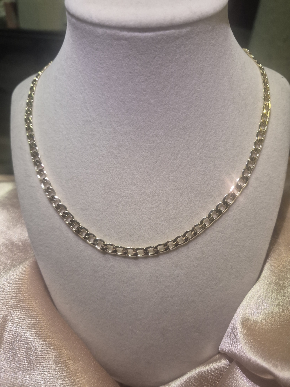 Classic Gold Cuban Chain Necklace - Women Jewelry